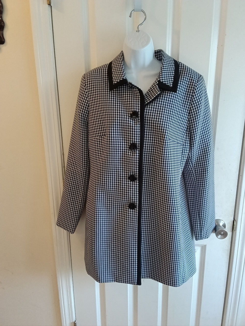 ISABELLA SUITS Classic Black and White Houndstooth BLAZER SIZE 12